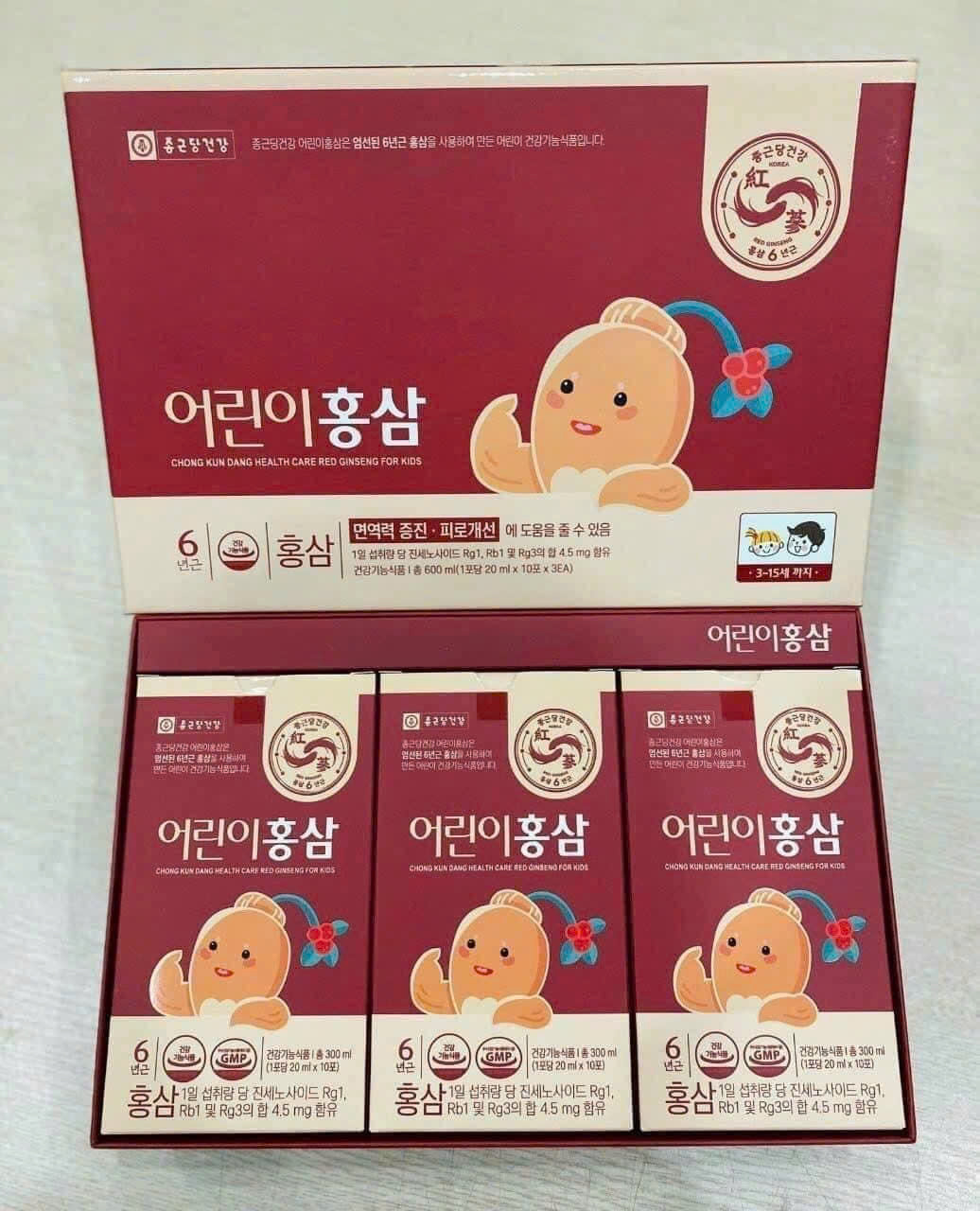 Được kết hợp từ Hồng sâm 6 năm tuổi (ginsengnoside Rb1, Rg1, Rb3) kết hợp với các vitamin và khoáng chất nên Hồng sâm trẻ em này cực kỳ hiệu quả trong việc hỗ trợ bé có thể lực và cơ thể khỏe mạnh.✅ Ba mẹ sẽ không còn phải lo lắng chuyện con cái ốm vặt và lười ăn sau khi cho bé dùng chỉ với 1-3 hộp hồng sâm baby🎈 Sản phẩm có tác dụng bồi bổ cho cơ thể trẻ, một sản phẩm làm tăng khả năng miễn dịch cho trẻ.🎈 Giúp trẻ ăn ngon, ngủ ngon, da dẻ hồng hào, tăng khả năng hấp thụ thức ăn, tăng trưởng chiều cao, phát triển trí não...🎈 Đặc biệt tốt cho trẻ biếng ăn, suy dinh dưỡng, còi xương, chậm lớn, hay ốm vặt hoặc ăn nhưng không hấp thụ được, những bé nóng trong người,…🎈 Kích thích ăn uống giúp tbiêu hóa tốt hơn, đặc biệt rất phù hợp cho trẻ biếng ăn & lười ăn🎈 Bổ sung khoáng chất, các loại vitamin các acid amin thiết yếu cho sực phát triển của trẻ❤ Thành phần của hồng sâm baby gồm: Tinh chất sâm, nhung hươu, canxi, mật ong, các loại vitamin D3, B2, C,…và khoáng chất thiết yếu khác